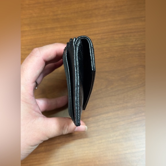 YSL CASSANDRE MATELASSÉ FRAGMENTS FLAP CARD CASE IN GRAIN DE POUDRE LEATHER - Picture 7 of 13